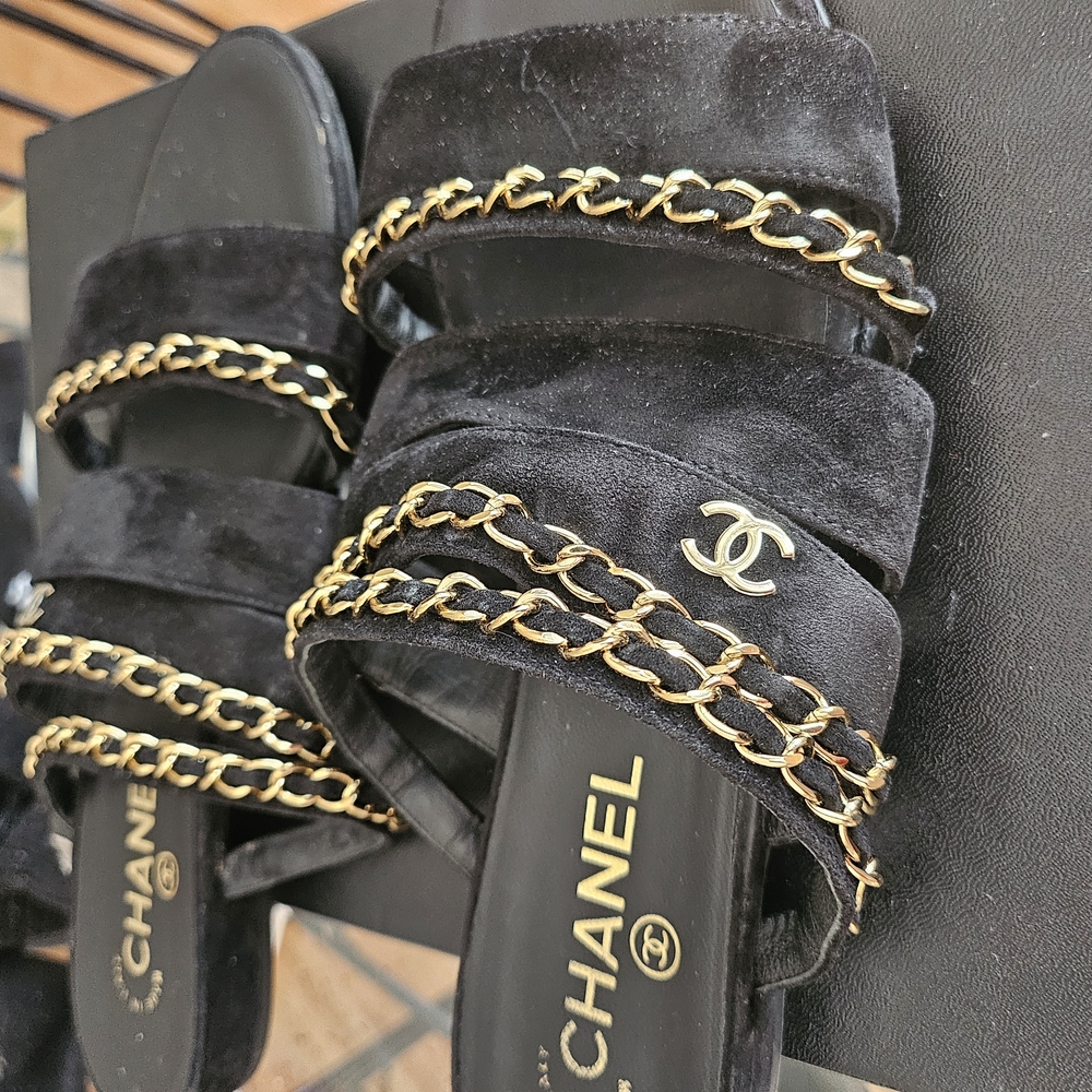 CHANEL Black Suede Slide Sandals with Gold Chain Trim - Picture 2 of 4